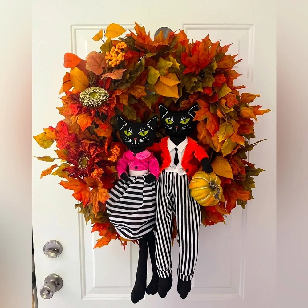 New Hand Crafted Fall Halloween Black Sitting Cats Wreath Pumpkins Sunflowers Lg